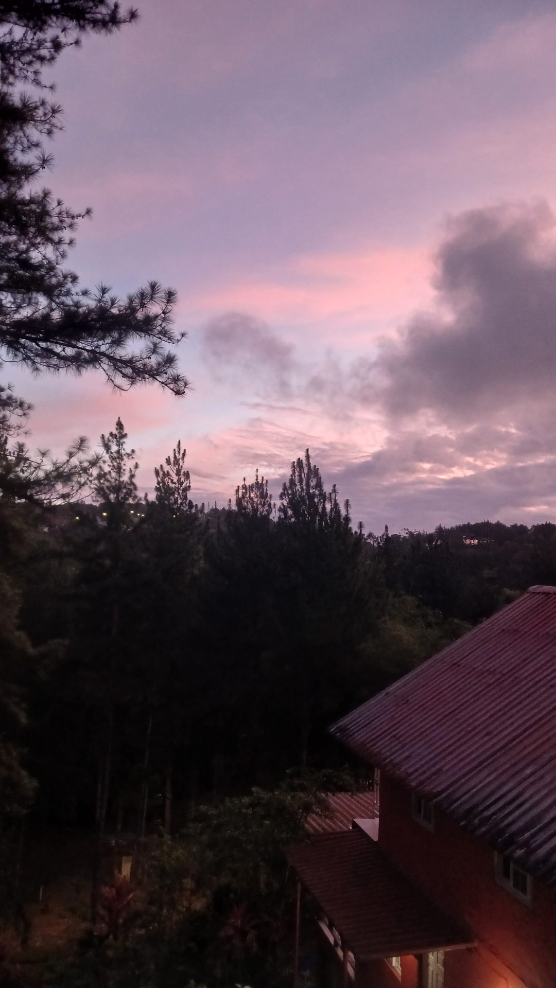Atardecer rosado en Cerro Azul