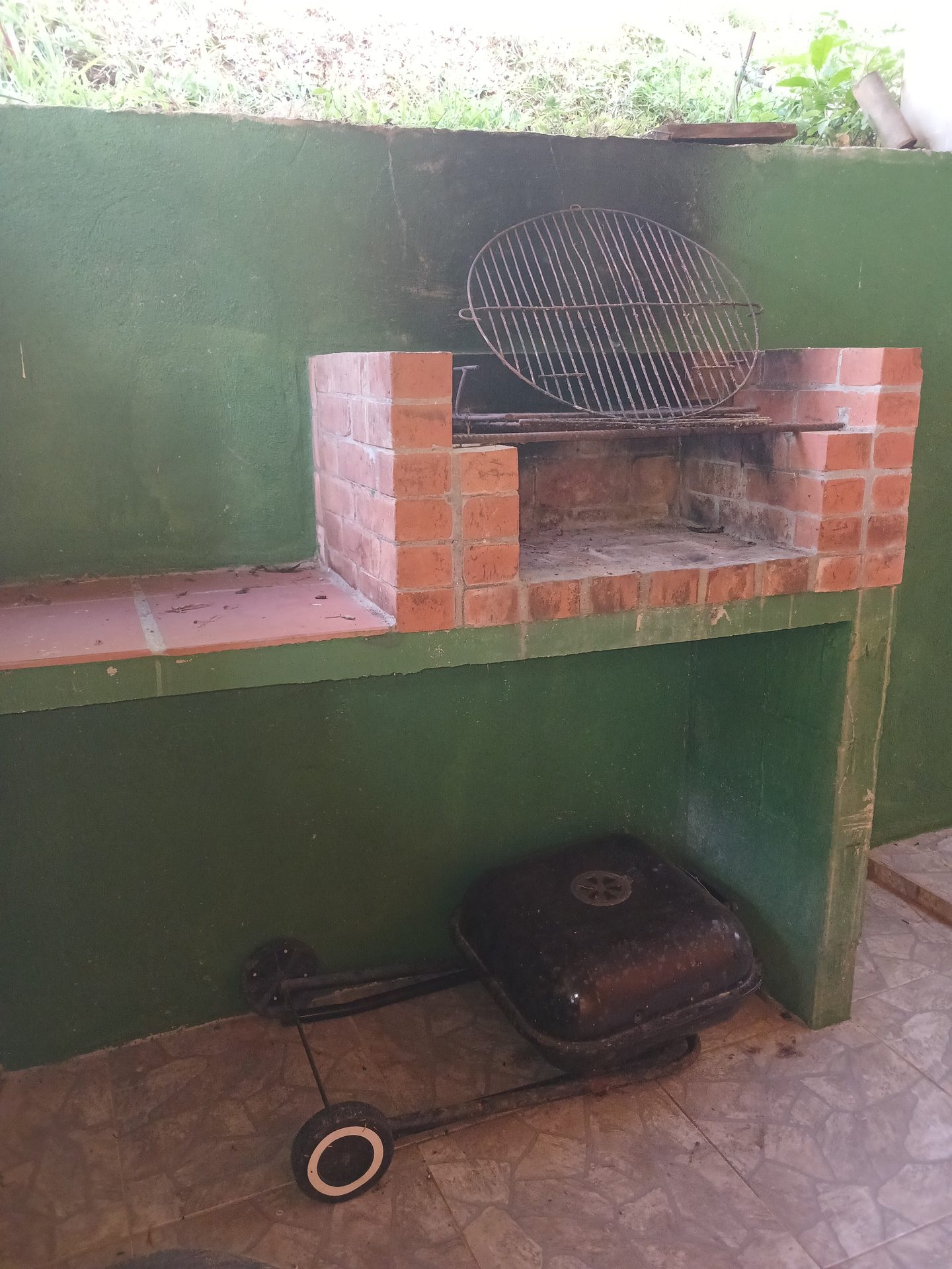 Parrilla BBQ exterior de Cabaña El Tucán